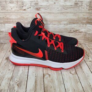 NIKE LeBron Witness V Men's 13 Black Bright Crimson Sneaker Shoes CQ9380-005 EUC